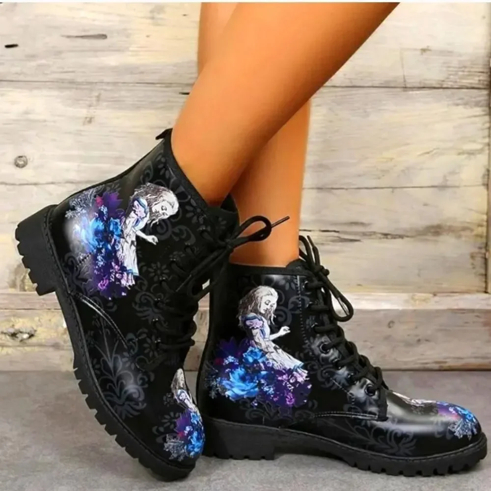 Ladies Retro Combat  Boots 7.5
